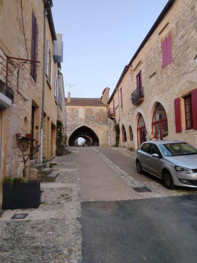 Au Bonheur Des Ruelles Bed & Breakfast Monpazier Bagian luar foto